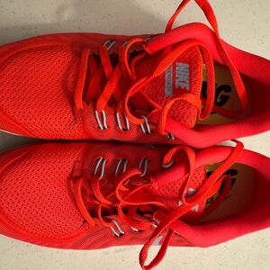 Nike Bright Red / fuchsia Running Shoes